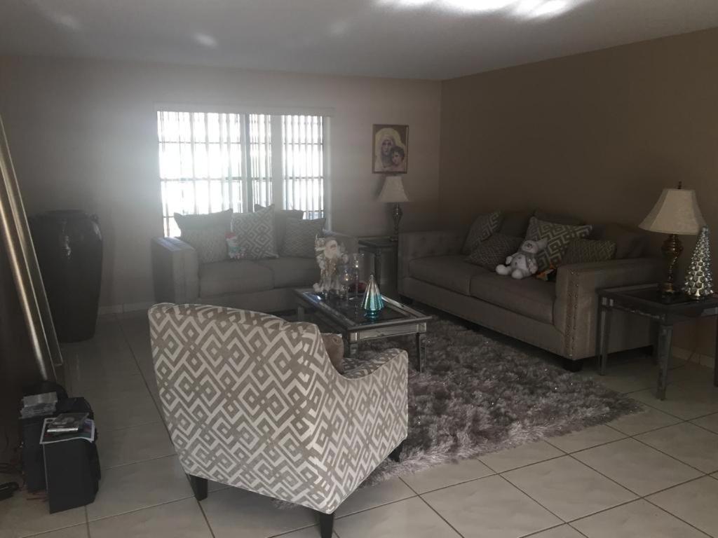 82-10Sw 135Av Villa Miami Buitenkant foto