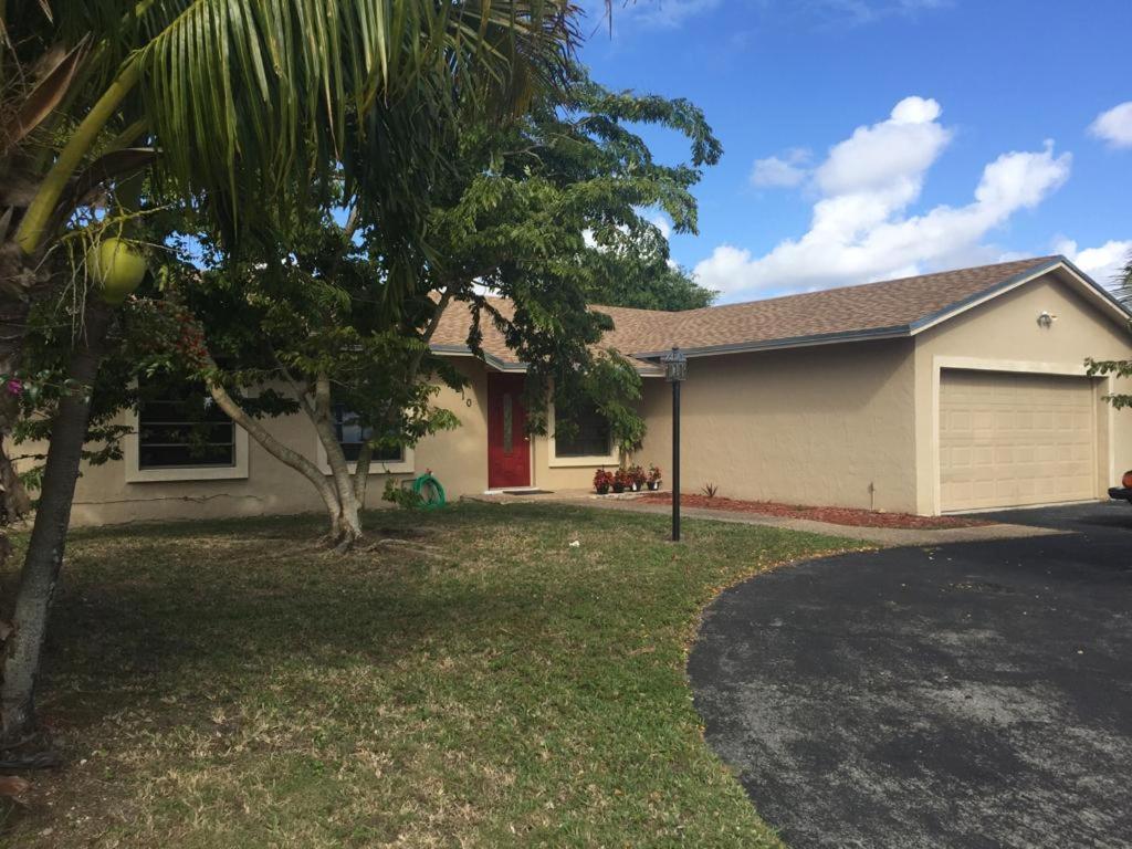 82-10Sw 135Av Villa Miami Buitenkant foto